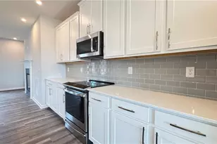 1443 Creekside Cir NW, Atlanta, GA 30318 - Photo 11
