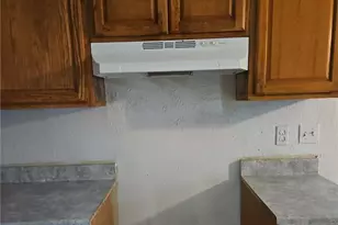 8571 Parkside Dr, Jonesboro, GA 30238 - Photo 5