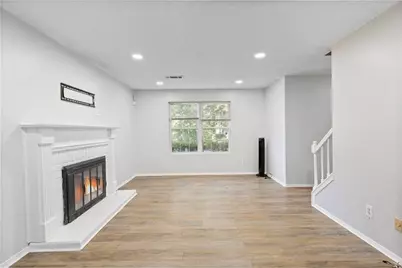 10390 Rillridge Court, Alpharetta, GA 30022 - Photo 5