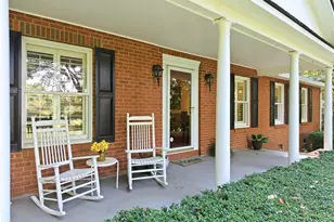 2306 E Cherokee Dr, Woodstock, GA 30188 - Photo 3
