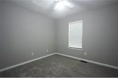 4685 Barnes Court, Loganville, GA 30052 - Photo 15