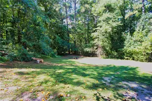 4685 Barnes Ct, Loganville, GA 30052 - Photo 27