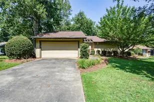 6906 Springwood Dr, Douglasville, GA 30135 - Photo 3