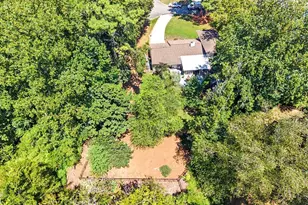 747 Starlight Ct, Sandy Springs, GA 30342 - Photo 33