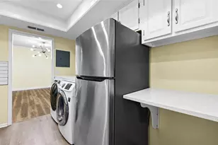 6851 Roswell Rd, Sandy Springs, GA 30328 - Photo 7