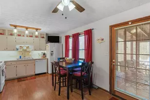 2037 Hampton Locust Grove Rd, Locust Grove, GA 30248 - Photo 9