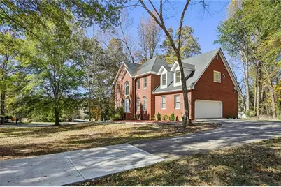 100 Julia Court, Fayetteville, GA 30214 - Photo 3