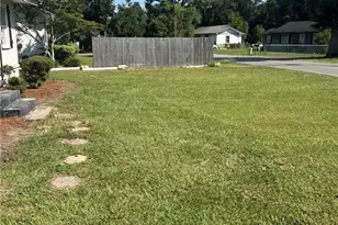 118 Shamrock Ave, Jesup, GA 31545 - Photo 11