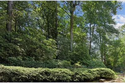 3952 Club Drive NE, Atlanta, GA 30319 - Photo 11