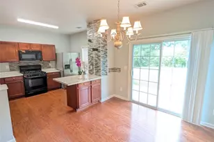 1010 Prestwyck Ct, Alpharetta, GA 30004 - Photo 3
