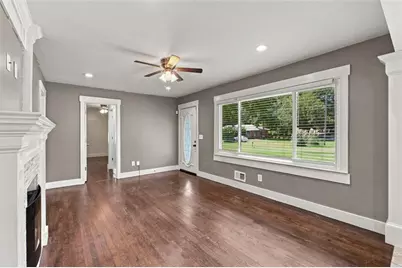 208 SE Yancy Drive SE, Marietta, GA 30067 - Photo 9