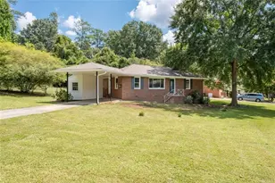 208 SE Yancy Dr SE, Marietta, GA 30067 - Photo 3