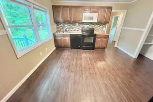 4415 Oak St, Oakwood, GA 30566 - Photo 5