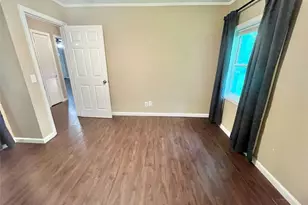 4415 Oak St, Oakwood, GA 30566 - Photo 9