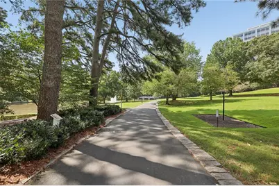 1036 Arbor Trace NE, Atlanta, GA 30319 - Photo 33