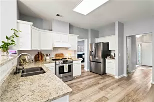 5585 Martin Grove Dr NW, Lilburn, GA 30047 - Photo 11