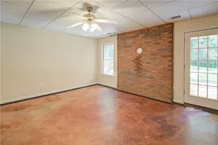 111 Henderson Lake Dr, Canton, GA 30115 - Photo 29