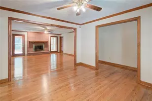 111 Henderson Lake Dr, Canton, GA 30115 - Photo 15