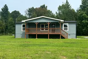 2032 4 Notch Rd, Carrollton, GA 30116 - Photo 1