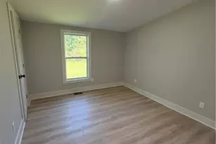 2032 4 Notch Rd, Carrollton, GA 30116 - Photo 9
