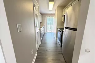800 Stonehaven Cir, Cartersville, GA 30121 - Photo 3