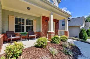 5691 Crest Hill Dr, Buford, GA 30518 - Photo 3