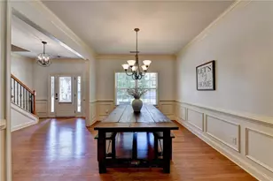 5691 Crest Hill Dr, Buford, GA 30518 - Photo 13
