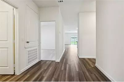 32 Crescent Boulevard, Carrollton, GA 30116 - Photo 13