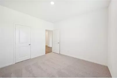 32 Crescent Boulevard, Carrollton, GA 30116 - Photo 5
