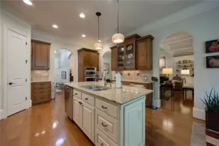 230 Wisteria Cir, Roswell, GA 30076 - Photo 11