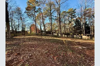 2707 Hawk Drive NE #2707, Marietta, GA 30066 - Photo 5