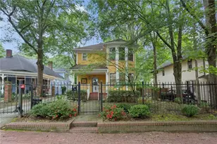 649 Peeples St SW, Atlanta, GA 30310 - Photo 1