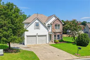 220 Nichols Dr, Suwanee, GA 30024 - Photo 3