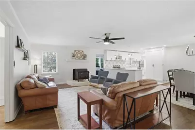 5636 Crestwood Drive, Stone Mountain, GA 30087 - Photo 5