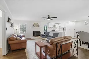 5636 Crestwood Dr, Stone Mountain, GA 30087 - Photo 5