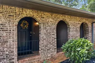 5636 Crestwood Dr, Stone Mountain, GA 30087 - Photo 3