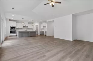 69 Stanley Dr, Winder, GA 30680 - Photo 5