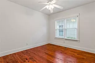 925 Margaret St, Hapeville, GA 30354 - Photo 9