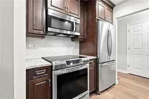 300 Johnson Ferry Rd, Sandy Springs, GA 30328 - Photo 13