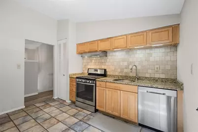 9682 N Pond Circle, Roswell, GA 30076 - Photo 13