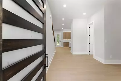 5019 Nichols Drive, Flowery Branch, GA 30542 - Photo 3