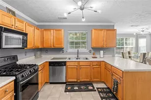 856 Haydens Ridge, Ellenwood, GA 30294 - Photo 9