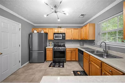 856 Haydens Ridge, Ellenwood, GA 30294 - Photo 11