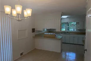 1936 Fort Valley Dr SW, Atlanta, GA 30311 - Photo 5