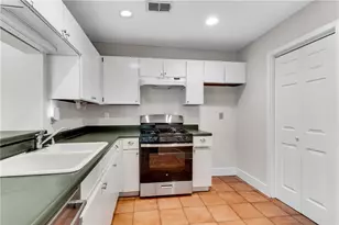 209 14th St NE, Atlanta, GA 30309 - Photo 5