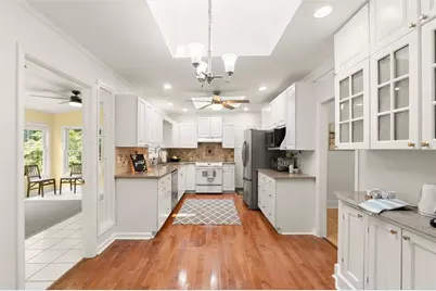 1857 Meadowood Drive, Marietta, GA 30062 - Photo 9