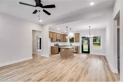 310 Colonial Drive, Carrollton, GA 30117 - Photo 3