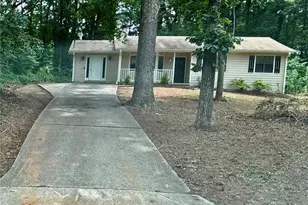 108 Hilltop Cir, Stockbridge, GA 30281 - Photo 17