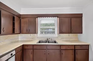 743 Almon Rd, Carrollton, GA 30117 - Photo 7