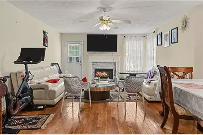 415 Thomas Jefferson Drive, Stone Mountain, GA 30083 - Photo 5